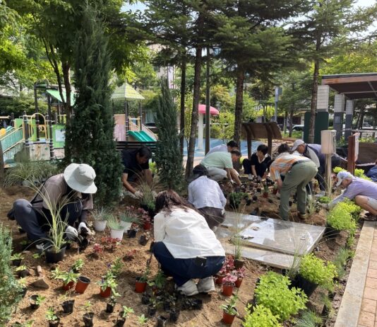 수원시, 시민과 함께 광교카페거리 마을정원 조성